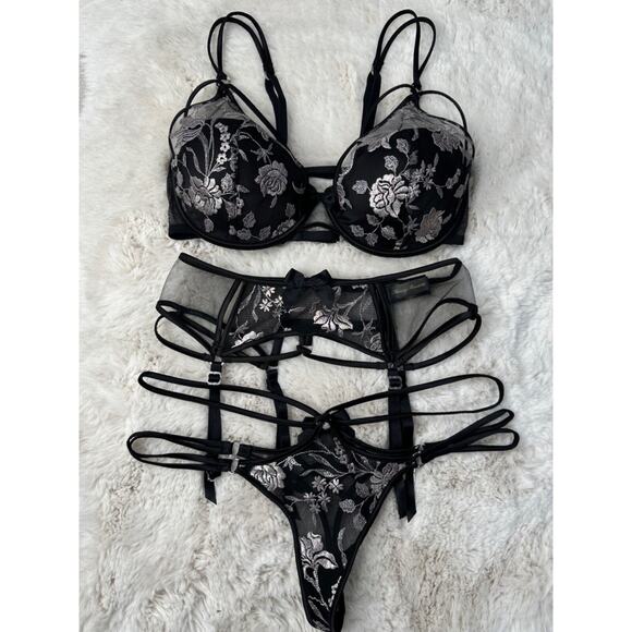 Honey Birdette STELLA🖤 Black Silver Floral 3 Piece Set 34DDD, S, S Thong - Picture 2 of 11